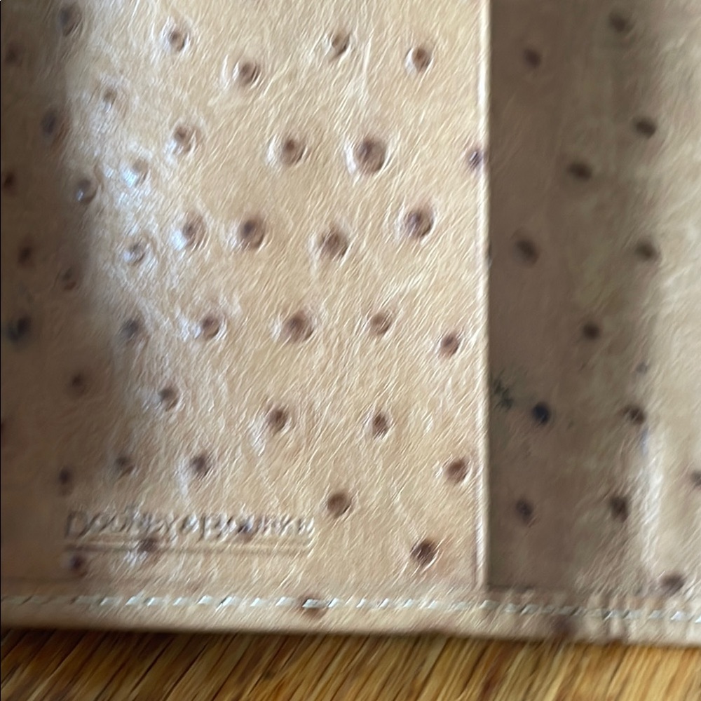 Dooney & Bourke Ostrich Print Tan Leather Wallet - Picture 3 of 9